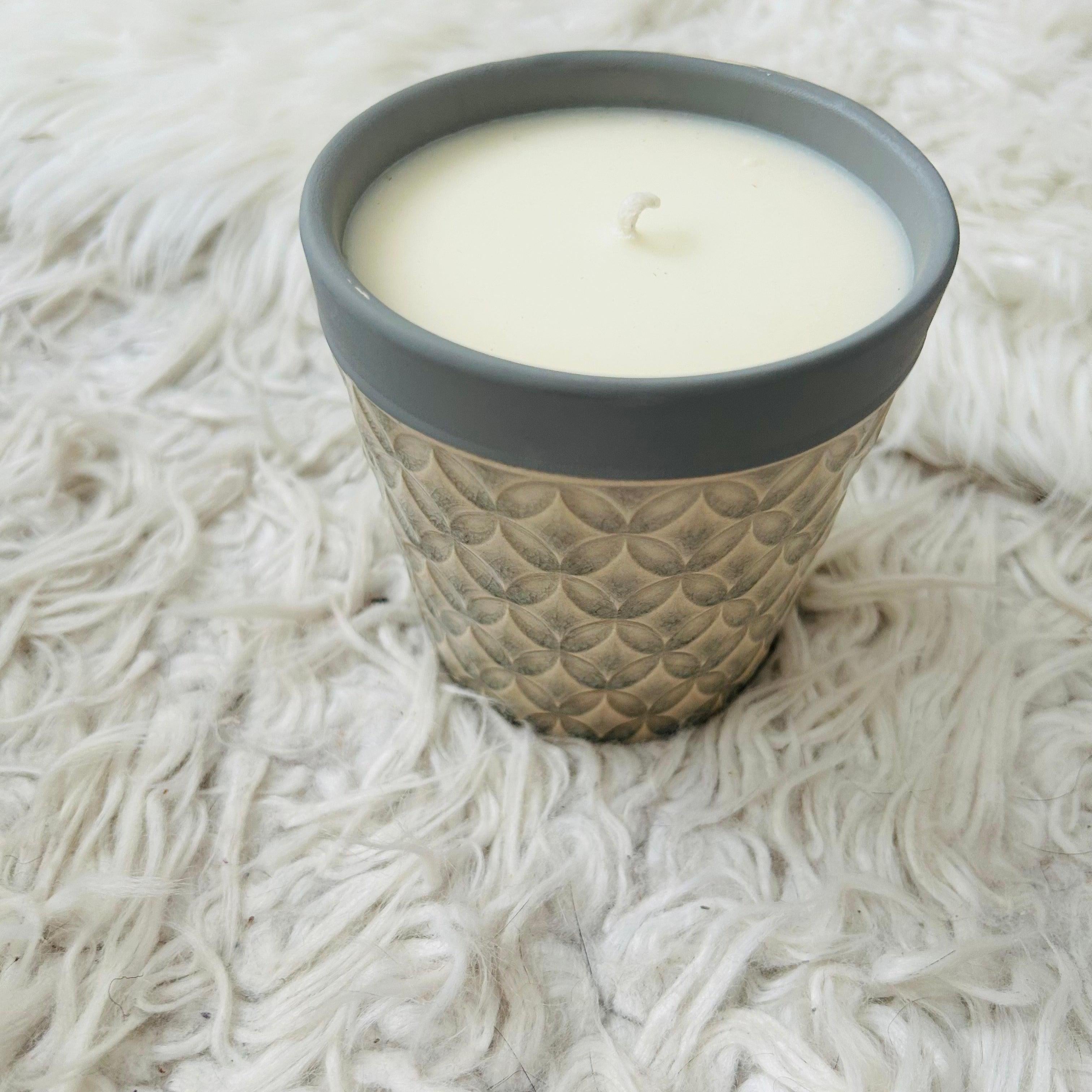 Moon candle